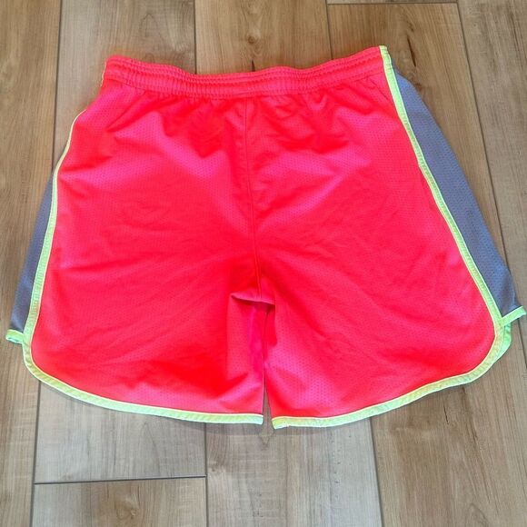EUC Under Armour Womens Heat Gear Loose Fit Shorts Coral/Yellow/Gray Medium - Picture 3 of 6